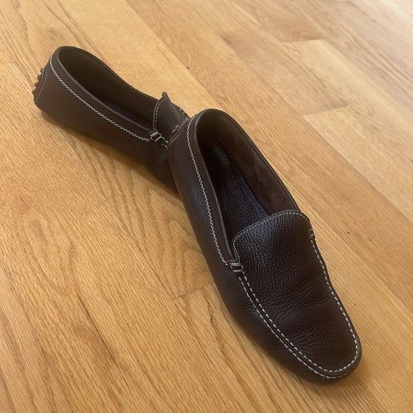 TOD’S LEATHER FLATS Size 10 - Picture 11 of 15